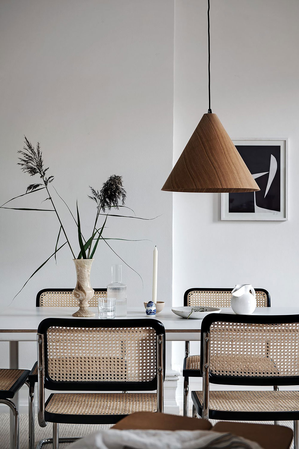 斯德哥尔摩时尚对比风格的美丽公寓-12