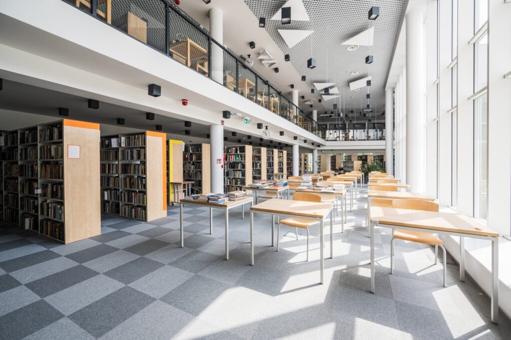 比亚韦斯托克大学图书馆丨波兰丨DEMIURG Project-58
