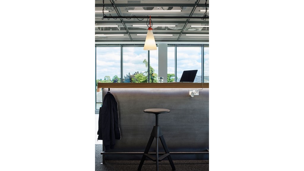 现代金融巨头英国总部-4