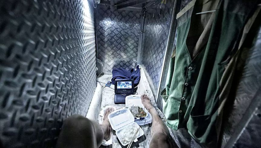 为了香港穷人不再蜗居，他们用水泥管做成了公寓-18