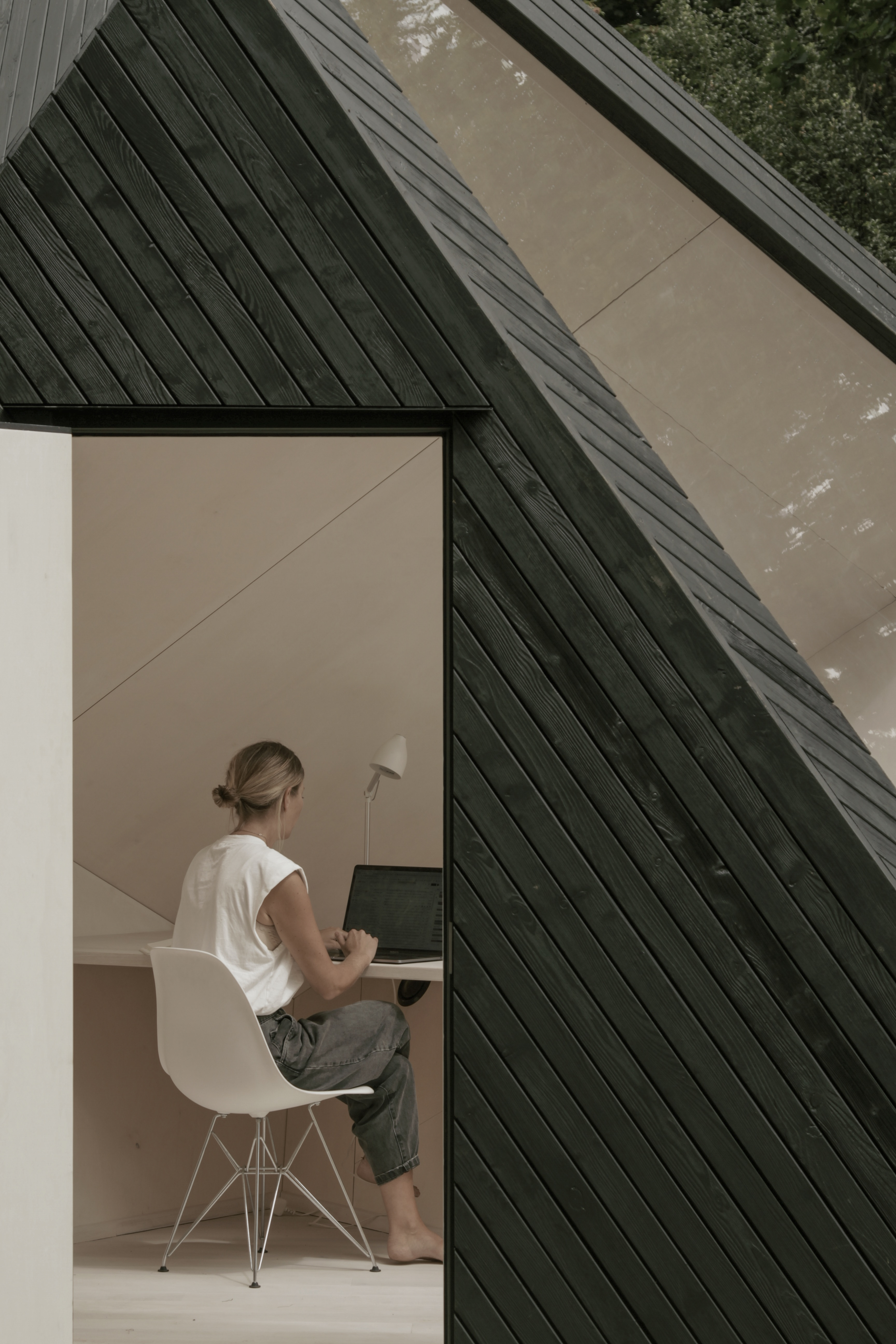 Koto 设计 | 融入自然的冥想空间-10