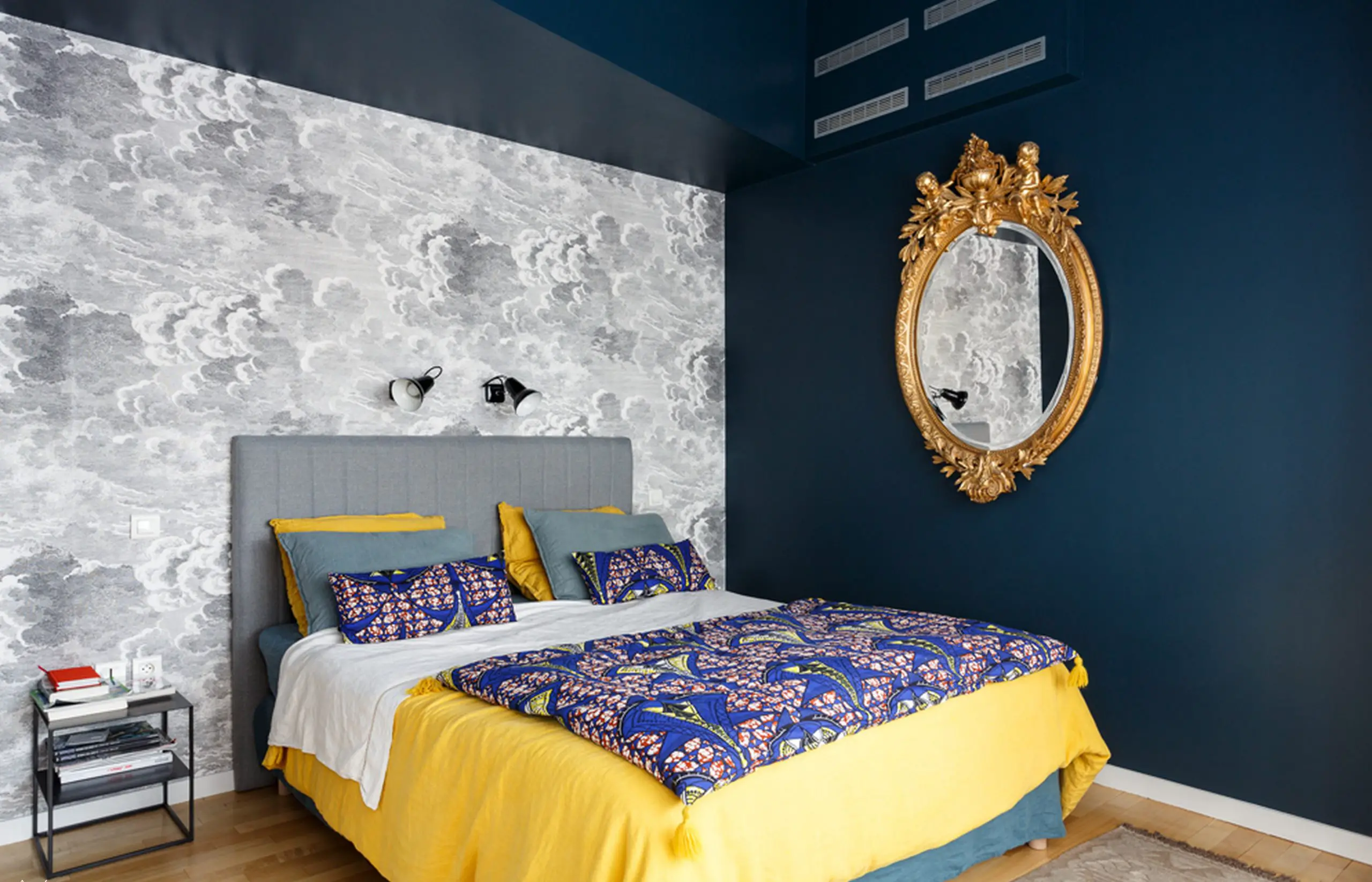 巴黎中心，工业风家庭复式公寓的完美改造-22