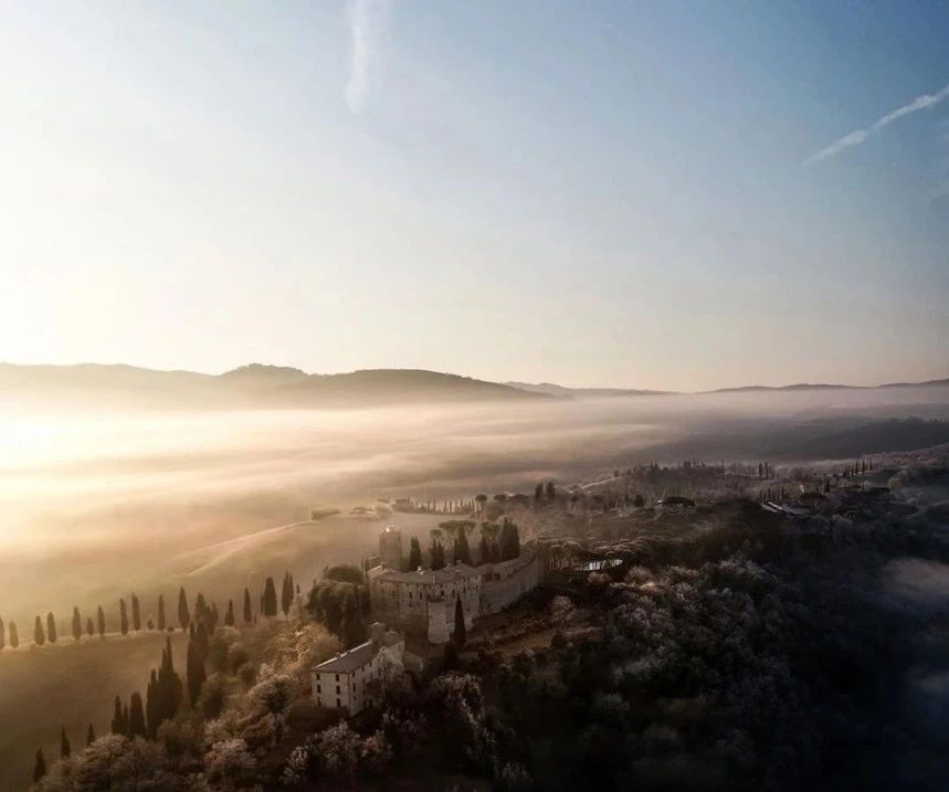意大利千年古堡改造成奢华酒店,领略中世纪魅力-17