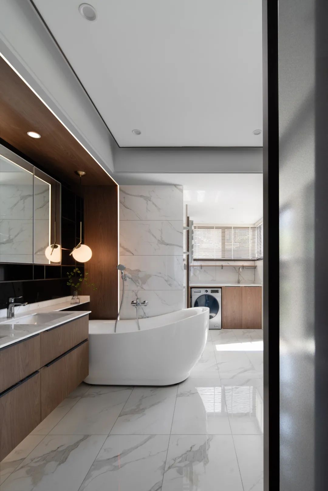 260㎡ 意式极简风叠墅，还原设计本真-25