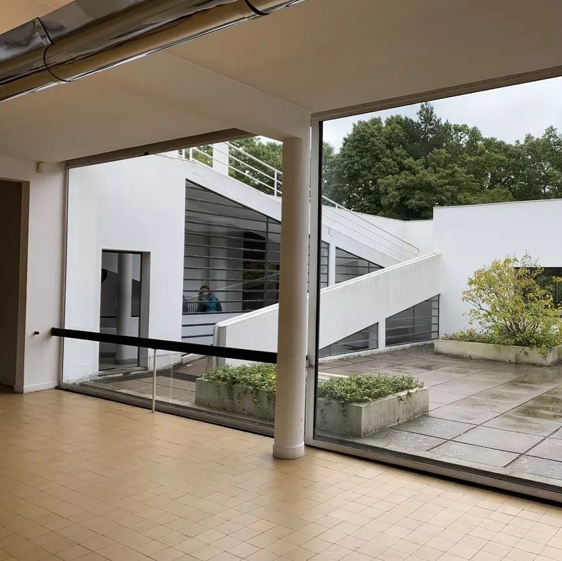 勒·柯布西耶的萨伏伊别墅 | 新建筑五点原则的完美实践-36