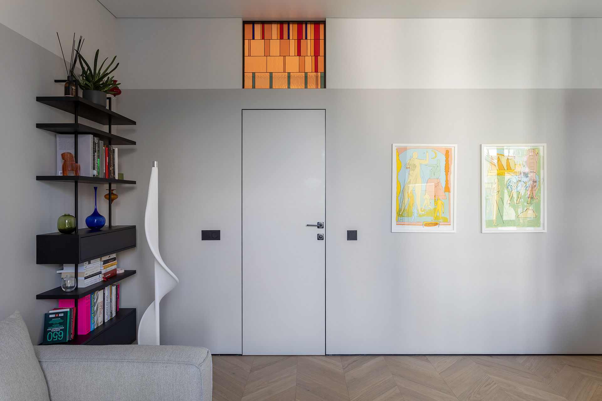 flat with art in moscow-5