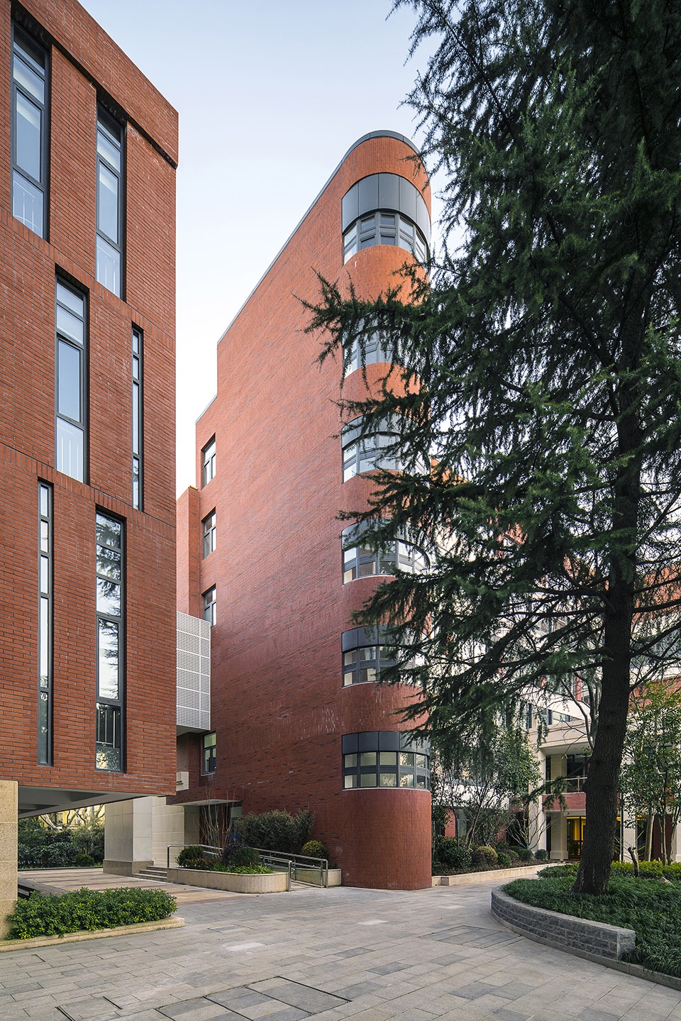 复旦大学附属中学博学楼外立面改造设计服务项目丨中国杨浦丨上海华都建筑规划设计有限公司(HDD)-66