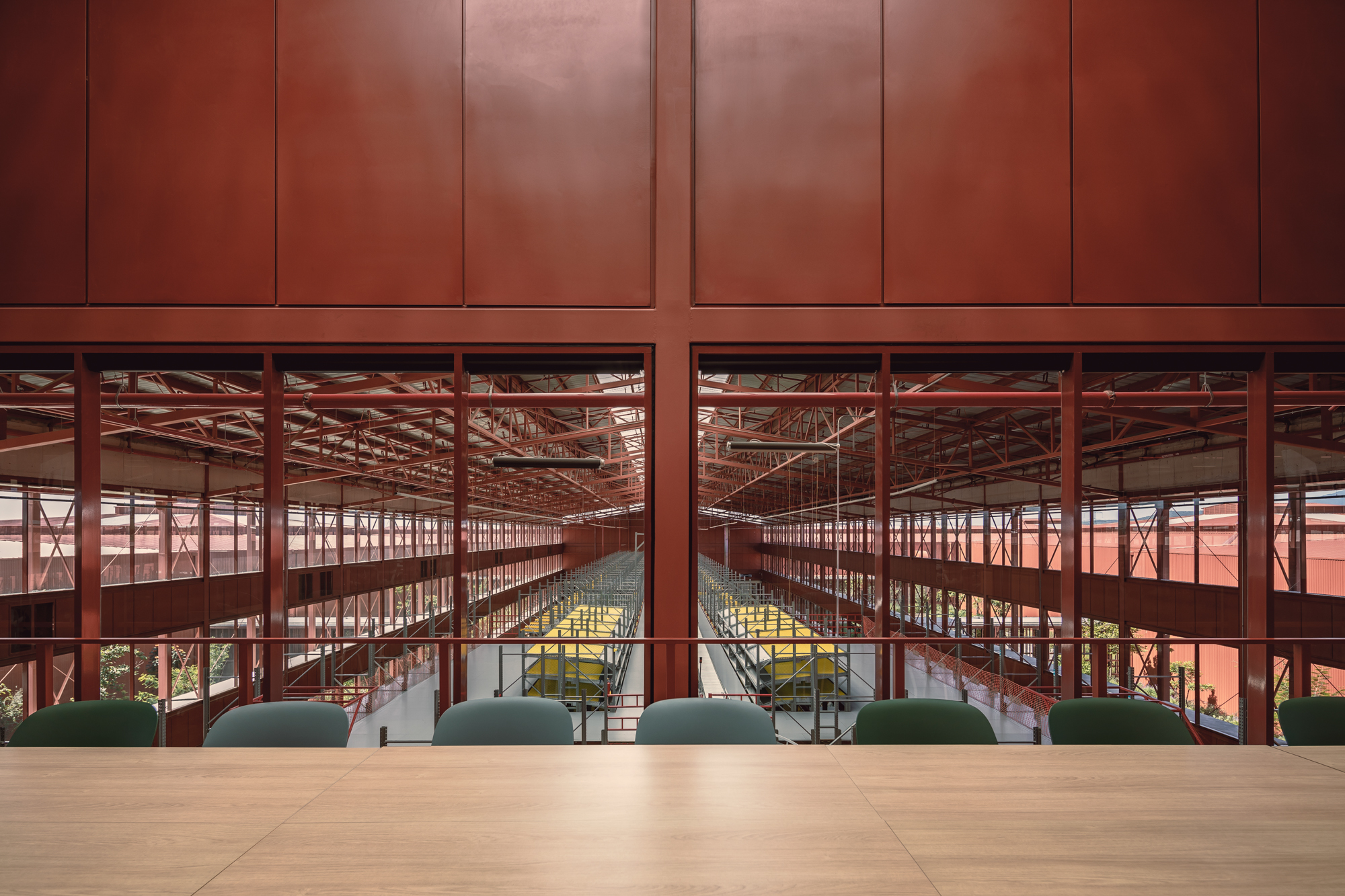 工业与花园的结合：CBG园区 / Estudio MMX+Luis Campos-10