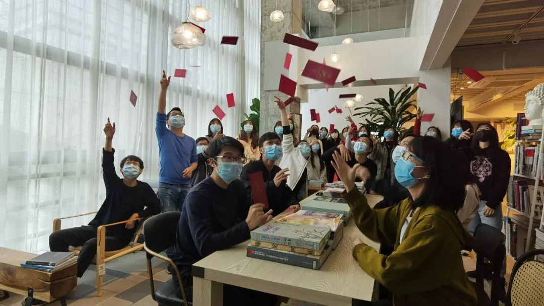 正方良行 | “黑天鹅”下的设计思考与转型-2