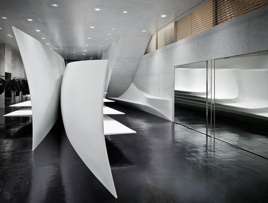 扎哈·哈迪德建筑师 | 尼尔·巴雷特旗舰店-8