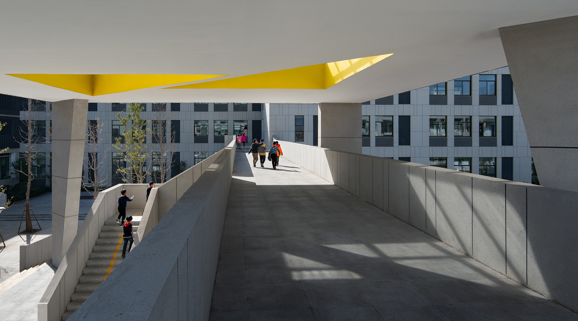 Nanjing Qixia Mountain Shibuqiao Central School / Nanjing Bangjian Urban Architectural Group-39