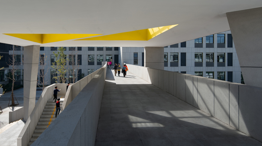 Nanjing Qixia Mountain Shibuqiao Central School / Nanjing Bangjian Urban Architectural Group-39