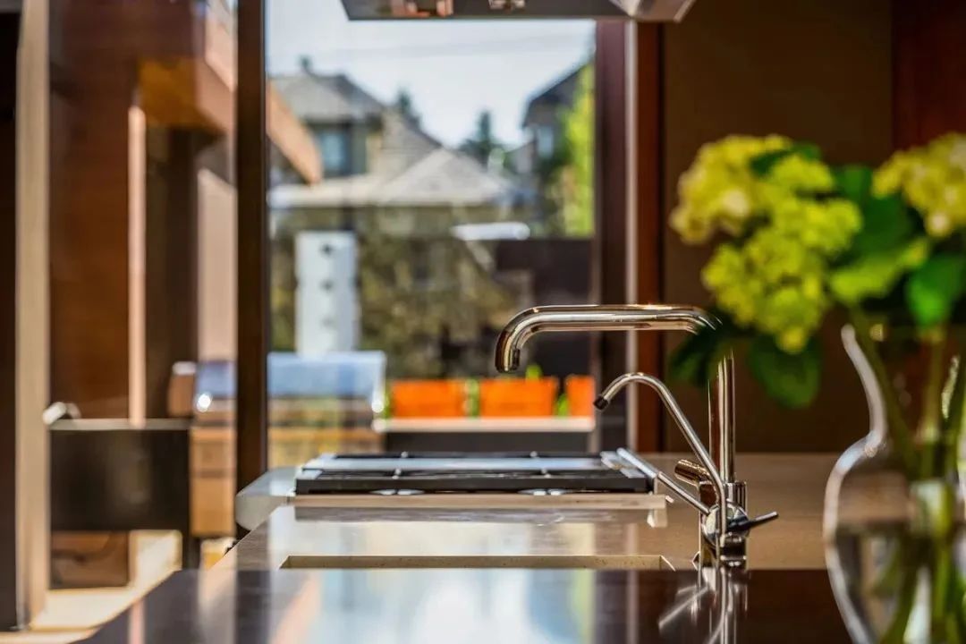 丛林秘境 · H House 宏伟生态豪宅丨著名建筑师吉姆·温斯利-20