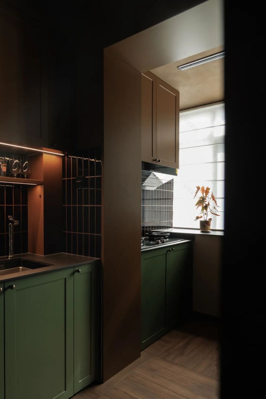 SAS边角边|故宫旁“老破小”变身复古两居-101