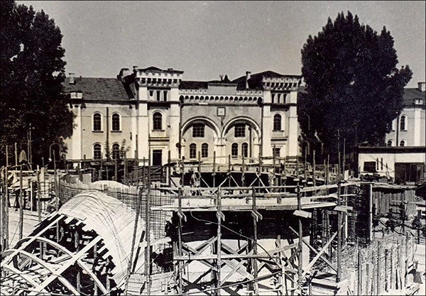 阿森纳广场翻新丨乌克兰基辅-15