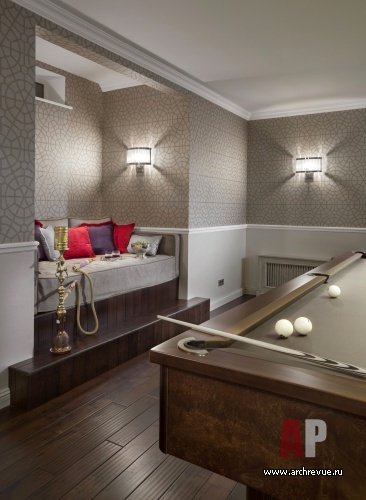 男士艺术装饰风格带殖民元素的联排别墅室内设计-42