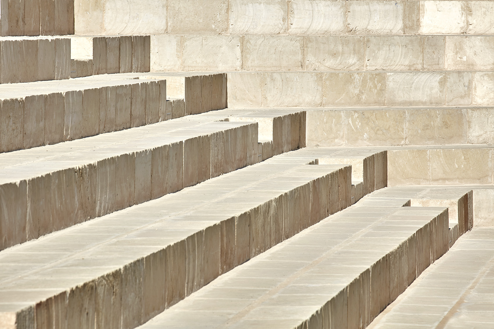 “网球梯田”,西班牙 / GRAS arquitectos-17