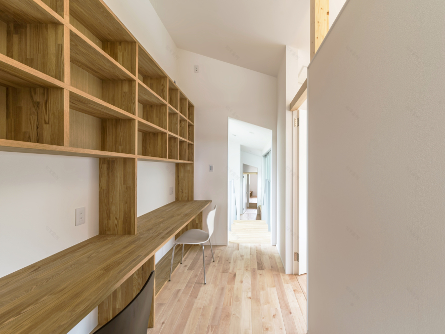 House With 3 Shed Roofs / 416 Architects-17