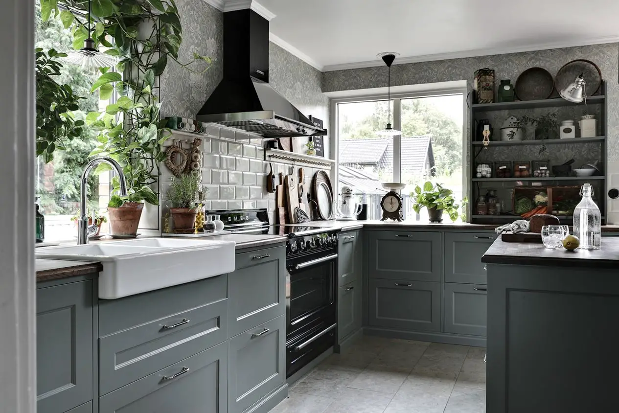 30 年代瑞典风格魅力之家,绿意盎然 garden house-3