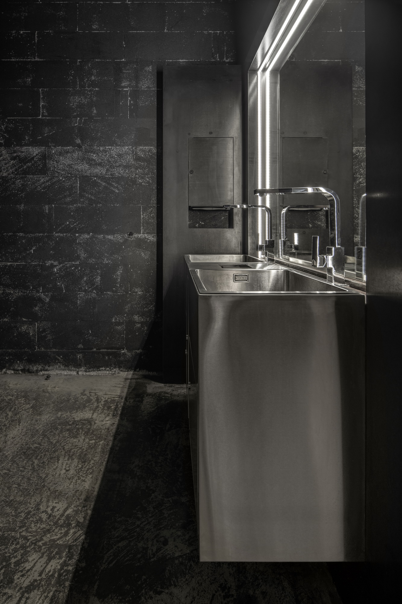 balbek bureau 设计 | 主角酒吧（Bar Protagonist）-23