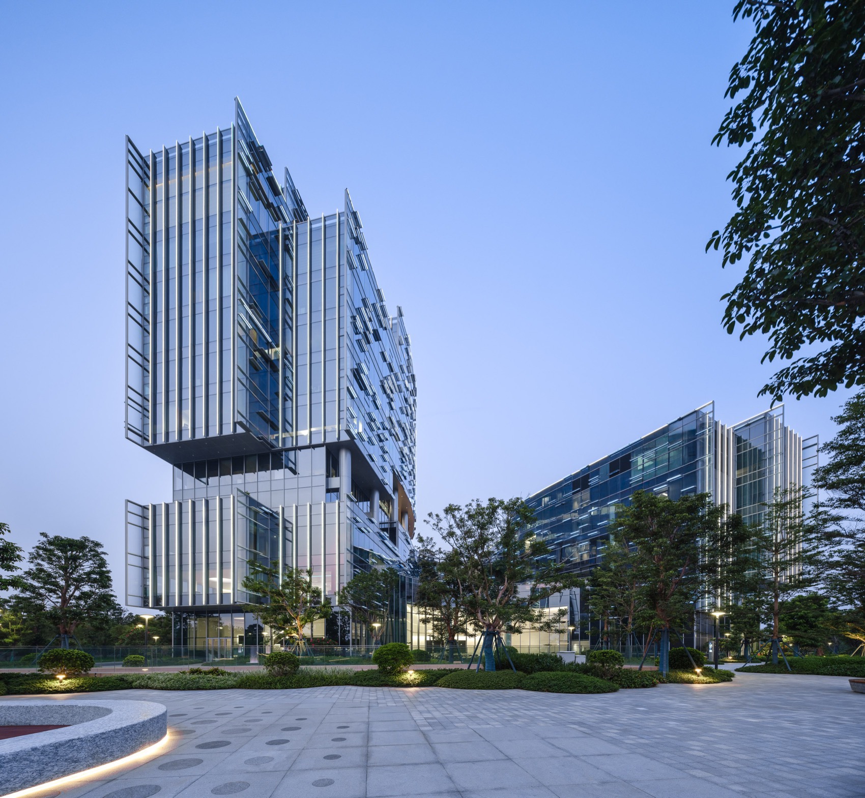 海大科学园丨中国广州丨NBBJ,广州市设计院集团有限公司,LOLA景观建筑事务所等-97