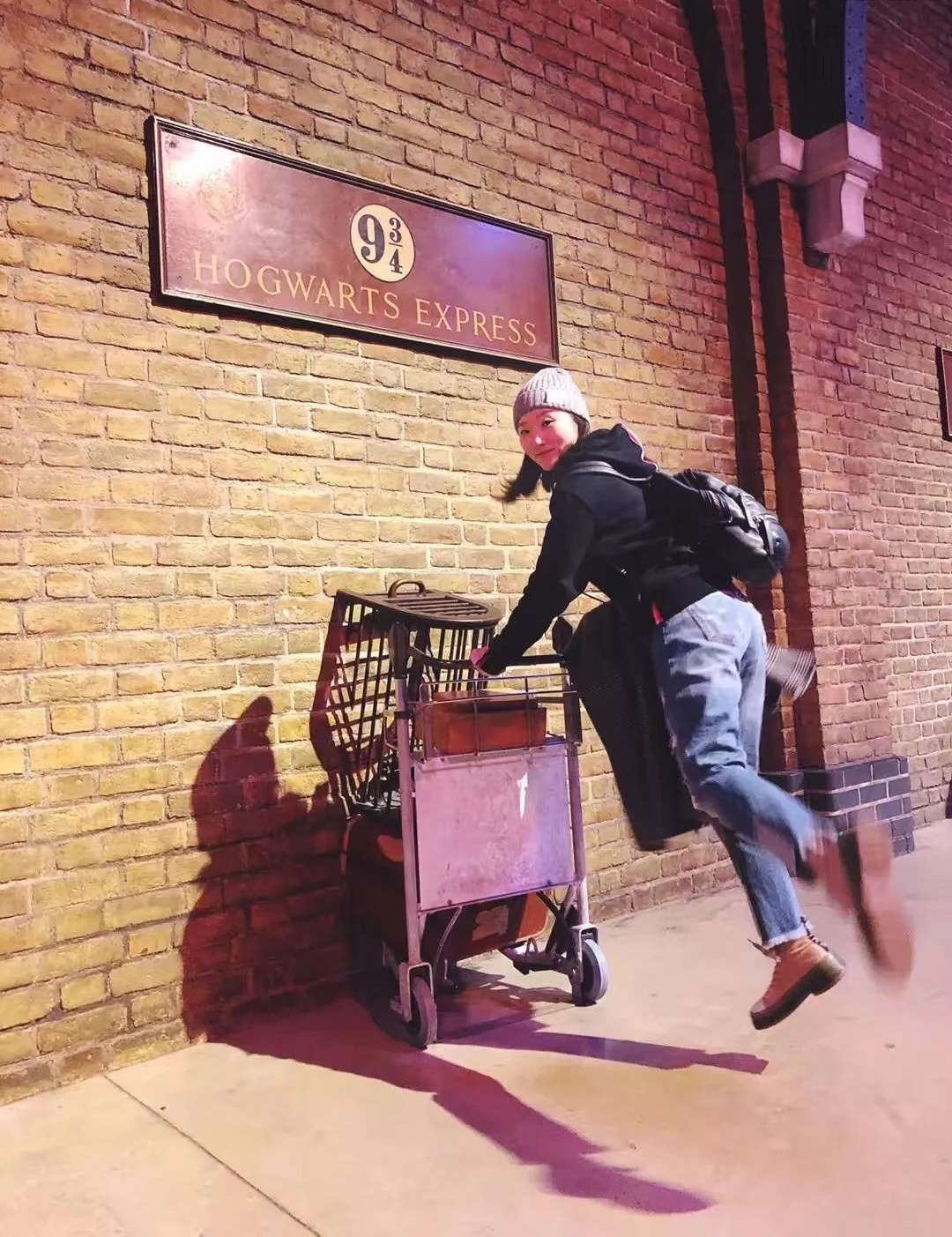 武汉华侨城欧式大宅摩登变身，去风格化艺术之家-67