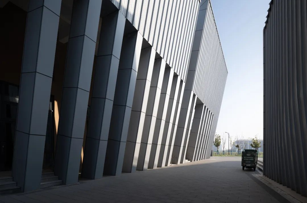 江南大学宜兴研究生院体育馆丨中国江苏丨华南理工大学建筑设计研究院有限公司-44