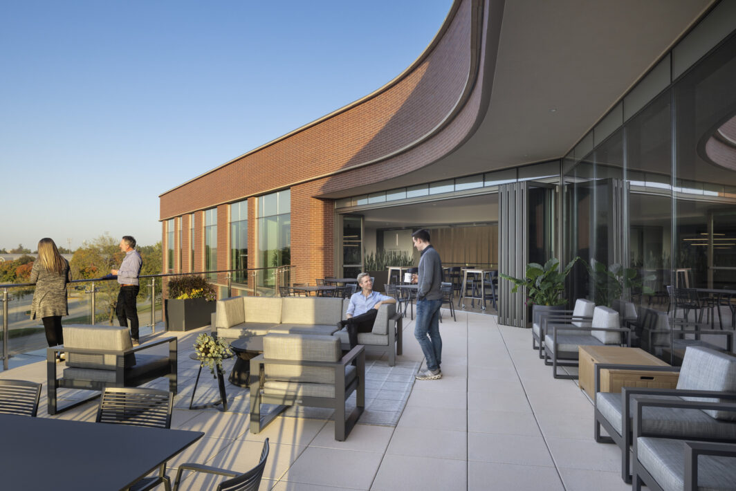 University of Illinois Philanthropy Center - Perkins Eastman-3