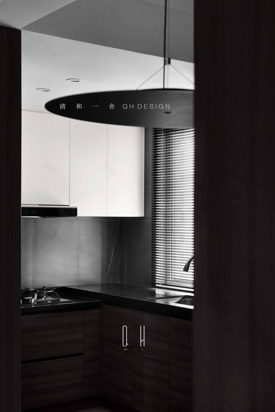 黑色百叶帘下的静谧空间丨中国天津丨Q.H DESIGN TEAM-33