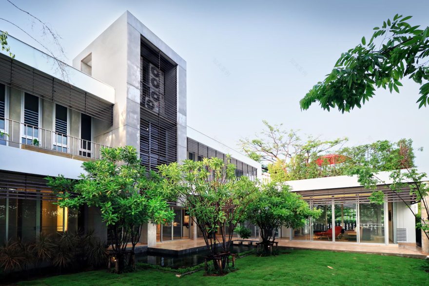 Design inspired by a desire to engage with the landscape and to celebrate the existing trees CAANdesign Architecture and home design blog-8