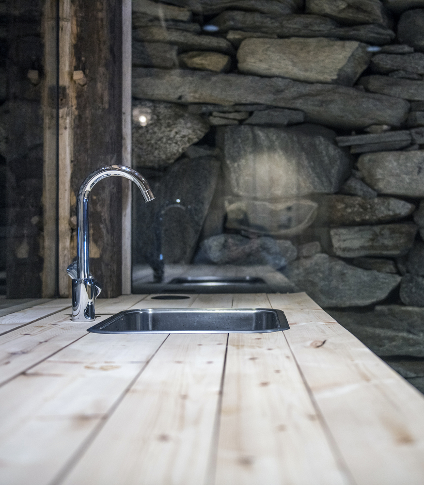 挪威百年船屋的现代改造-39