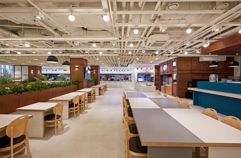 158 平米现代餐厅设计，打造白色与木纹的美食空间-18