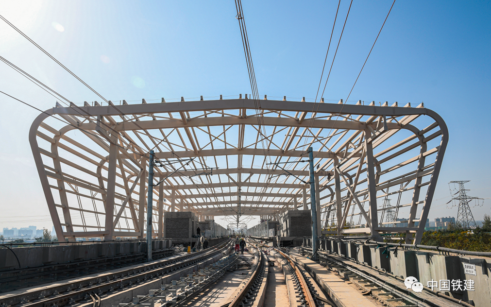 中西部非省会城市首条地铁开通运营-18