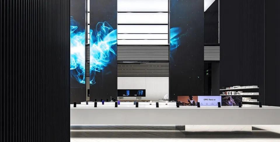 【499期】OPPO最新北京超级旗舰店设计，6块超级大屏创造独特视角-34