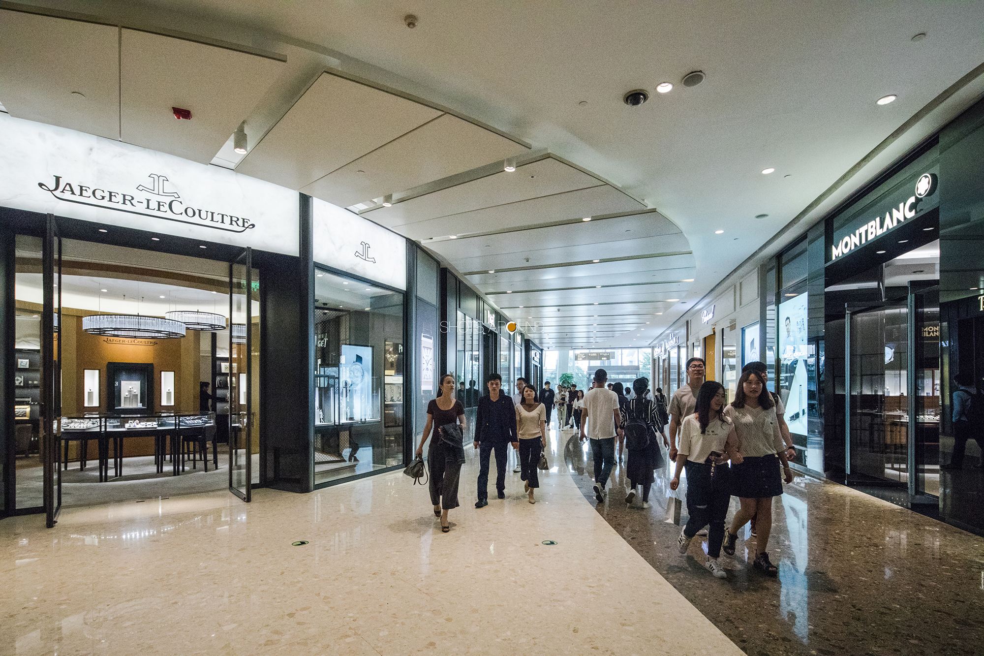 上海 IFC 购物商场 | 繁华都市的商业明珠-45