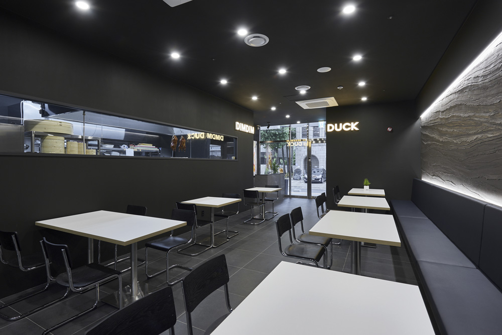 29 平现代中式餐厅，演绎高级黑的魅力-7