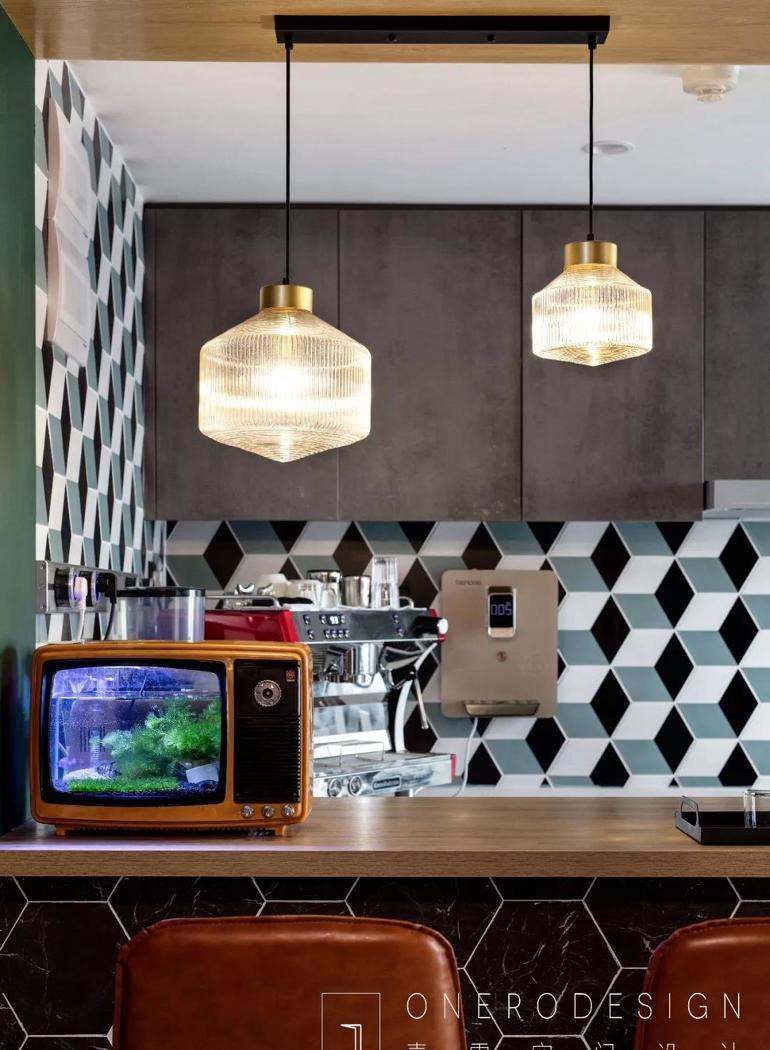 131㎡工业风精装房设计,演绎复古个性生活-17