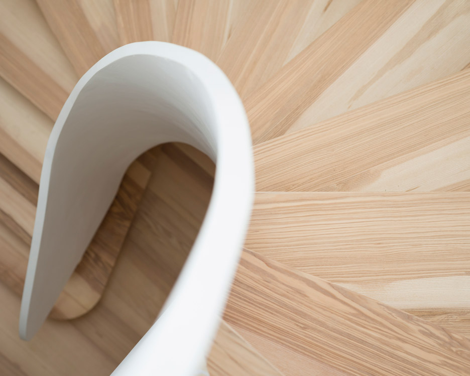 伦敦 51 建筑改造意大利风格家庭住宅，扭曲楼梯成空间亮点-14