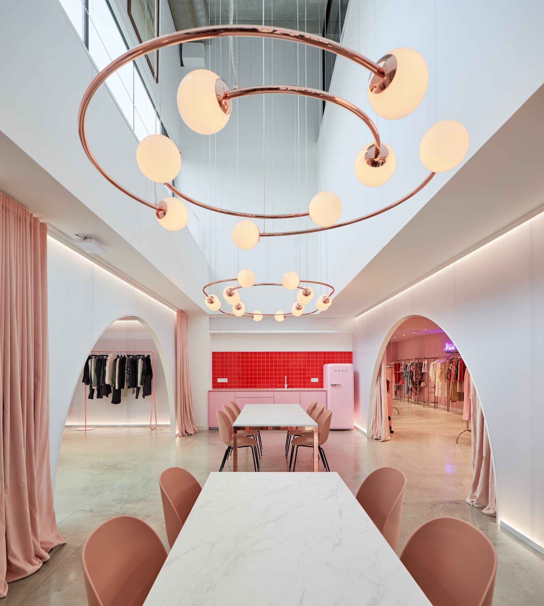 洛拉·卡萨德蒙特新展厅-13