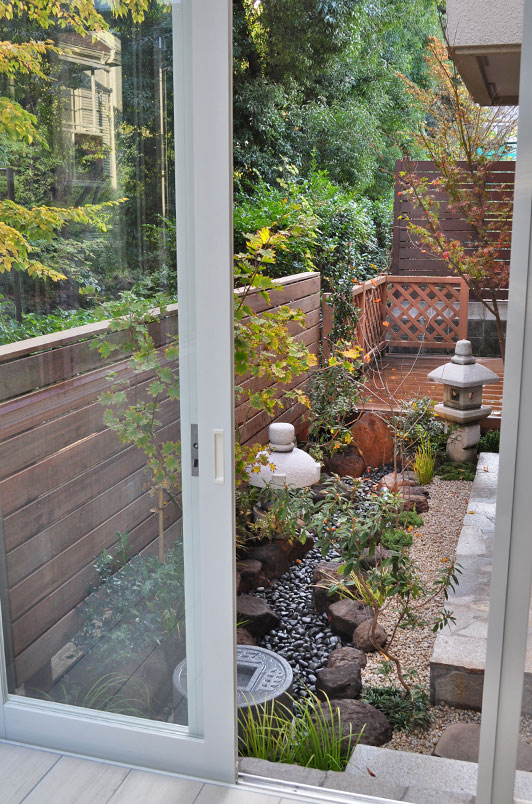 横浜市S様邸枯山水坪庭丨新美園-60