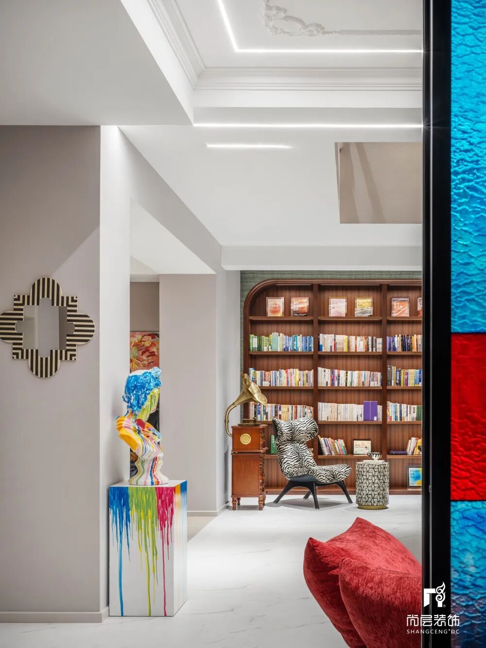 住进600㎡“蒙德里安”的画里，阅读博主申怡的色彩灵感屋-16