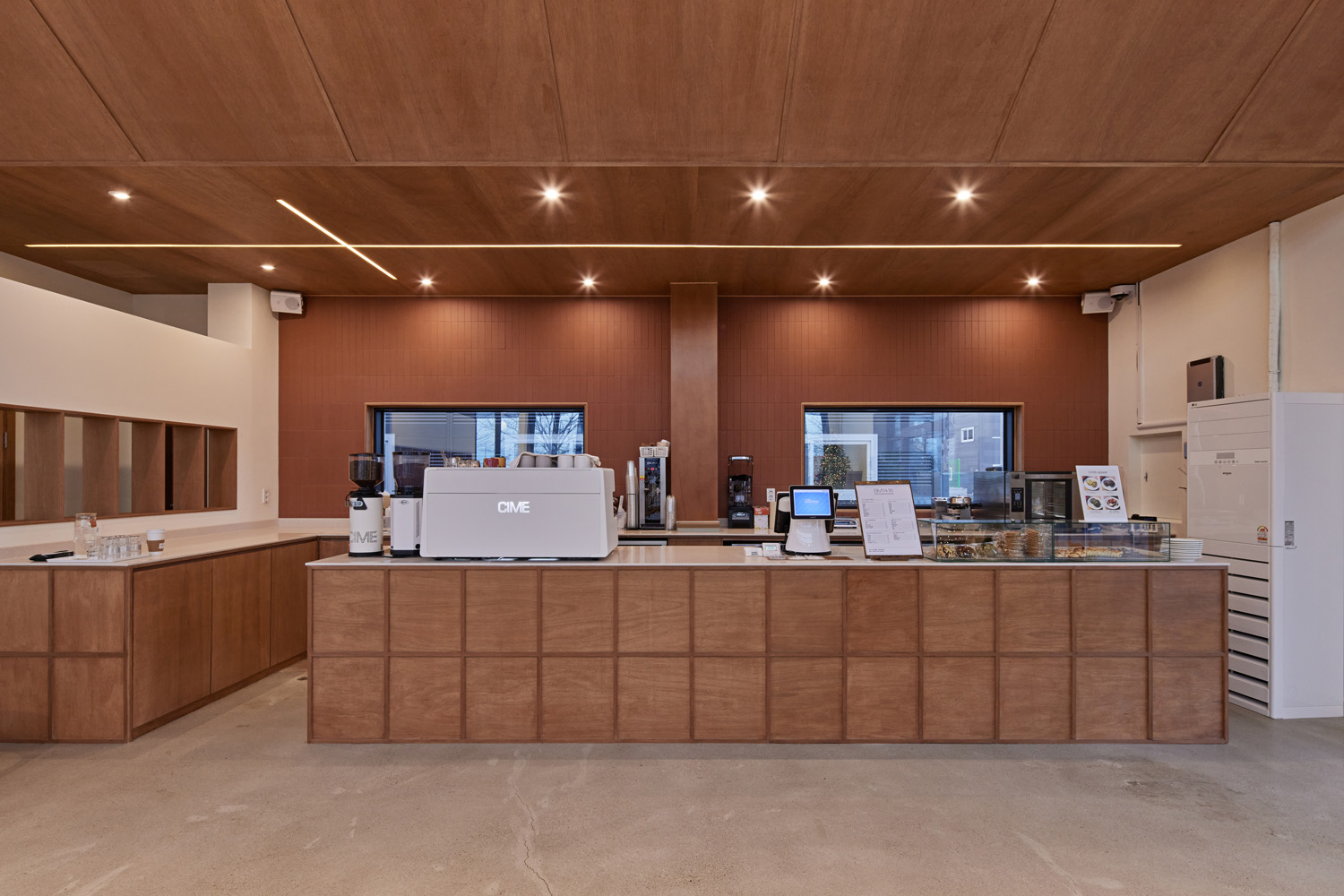 白色与木质，打造极简 40 平米公寓-9