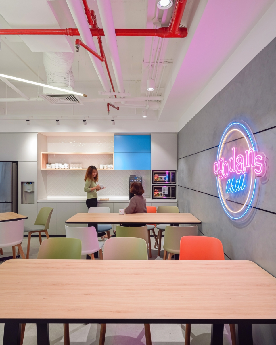 活力四溢的 Agoda 越南办公室设计丨越南胡志明市丨HUYNCHI-10