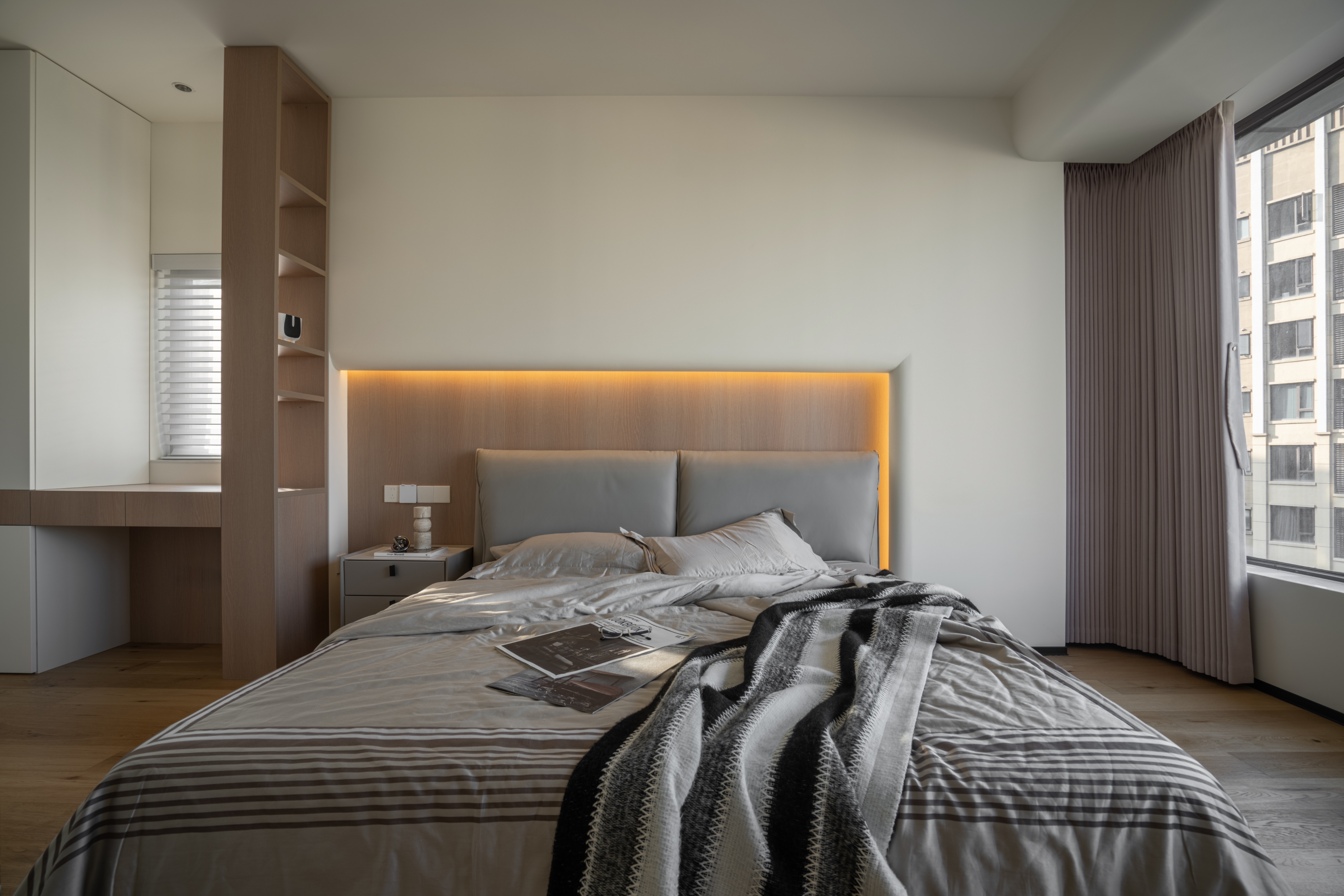 独享这套多巴胺式原木极简house-8