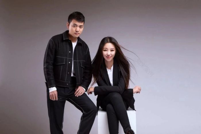 黑白灰的简约之美,璞辉设计打造现代质感住宅丨上海璞辉空间设计有限公司-45