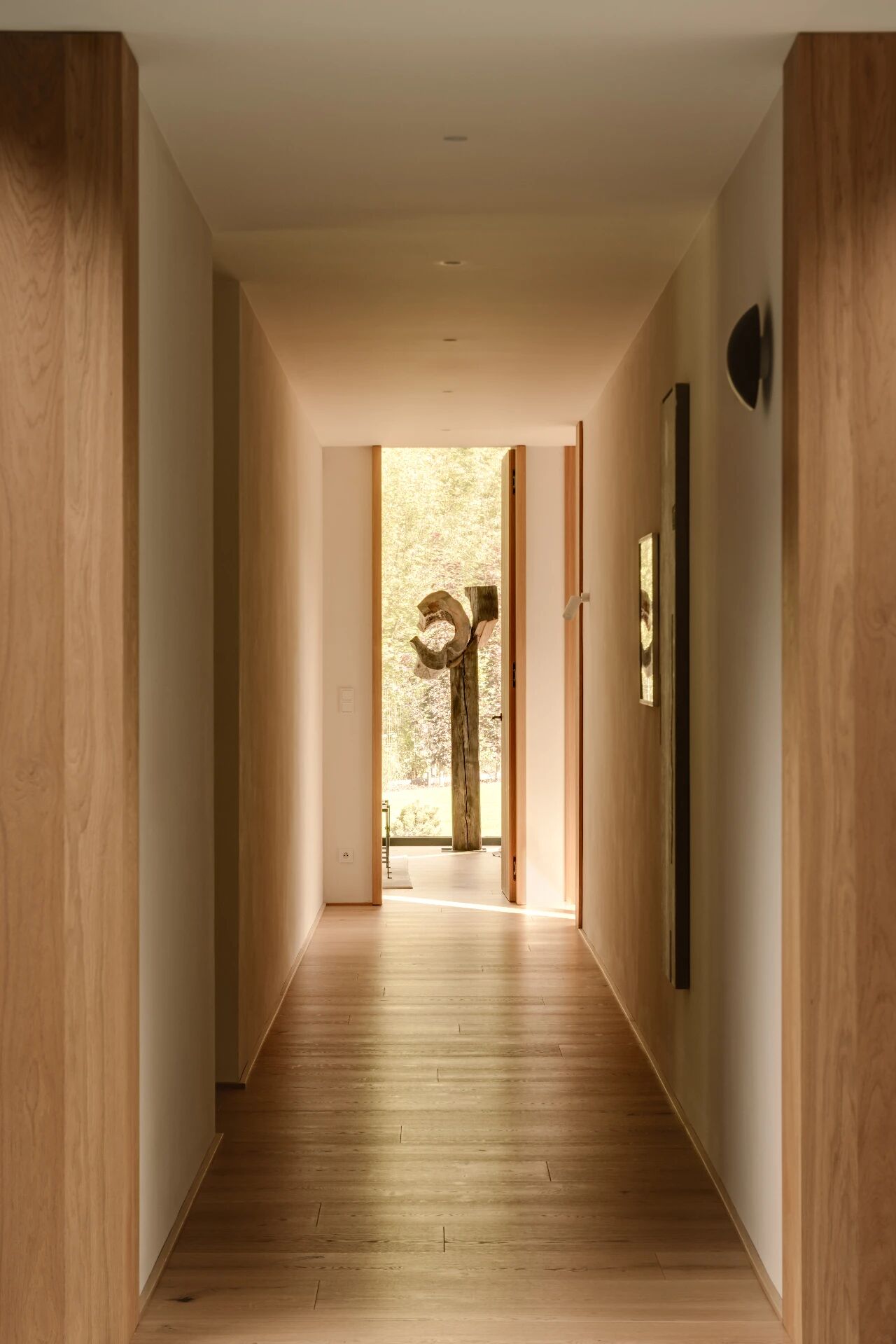 AJM大厦（若AJM有特定指代，可根据具体情况调整，如AJM公司大楼等） 丨Oskar Firek Architects-47