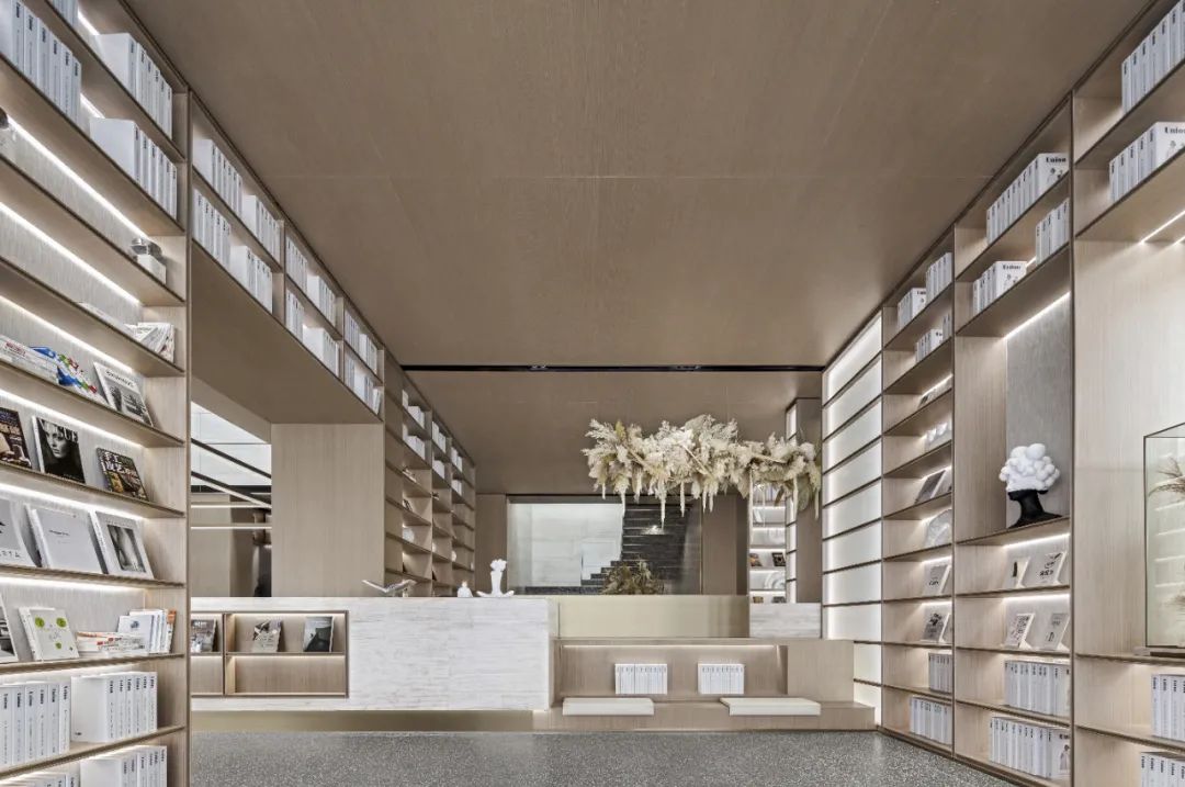 招商·金茂·正荣青山湖•依云上城营销中心丨中国南昌丨上海飞视设计-26