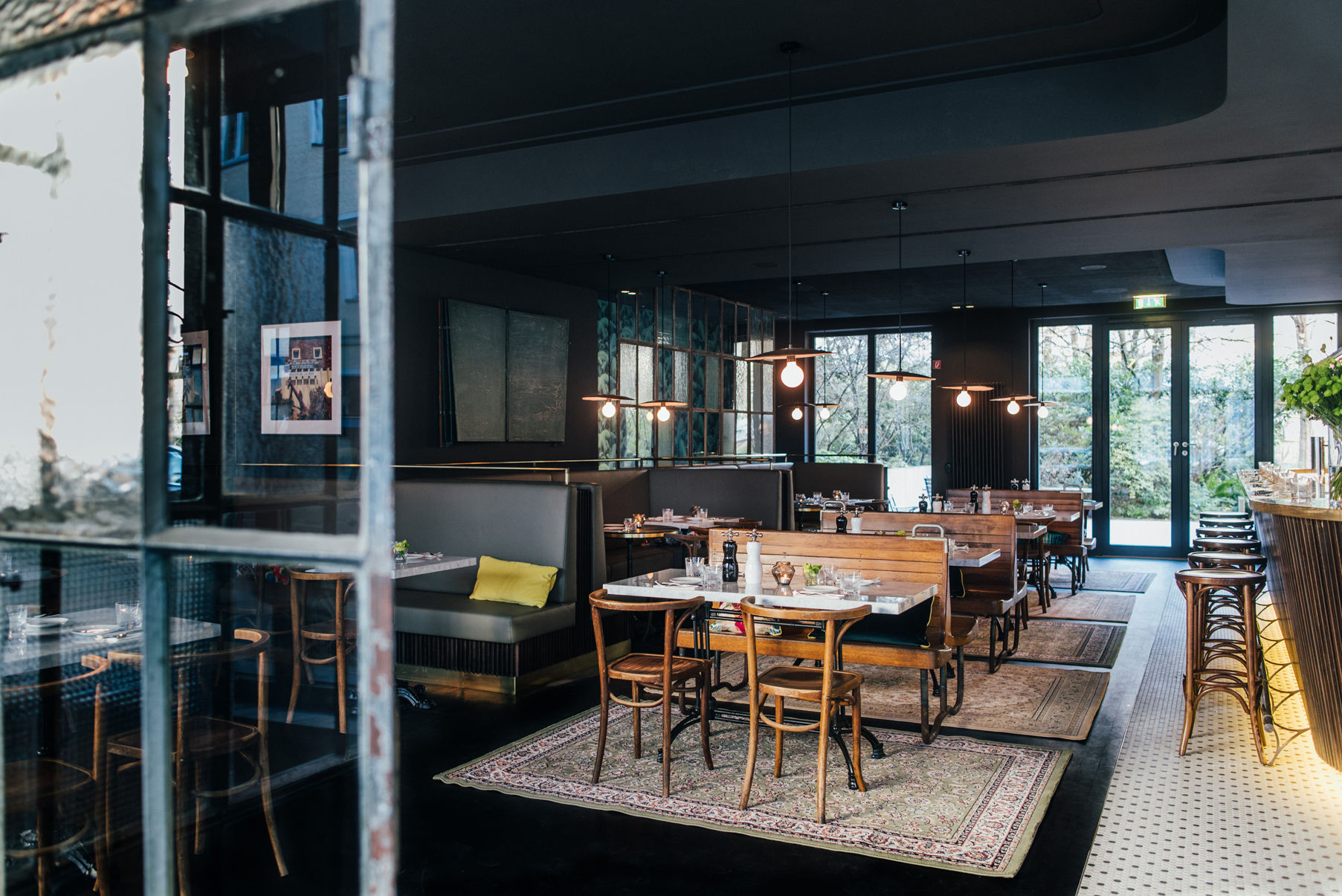 慕尼黑科莱特·蒂姆·劳伊餐厅 | 工业复古风中的美食体验-11