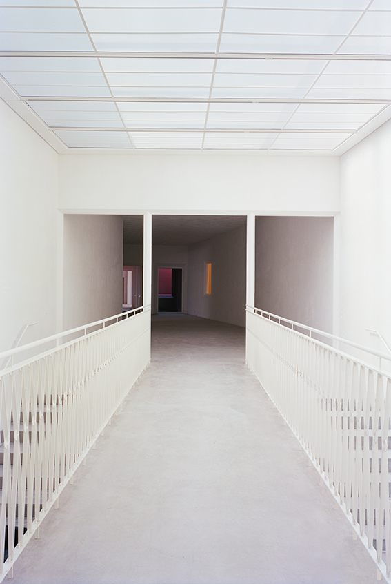 Z33 艺术馆 · 静谧之墙与城市对话-119