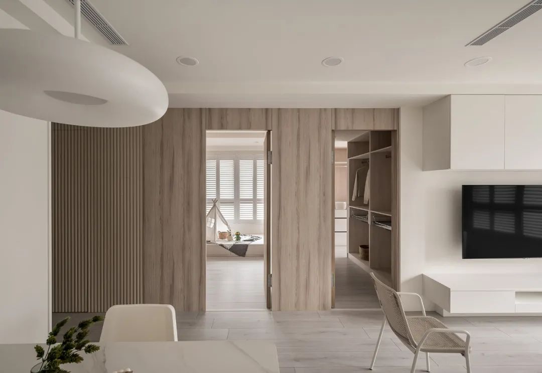 现代日式格调的居住空间-14